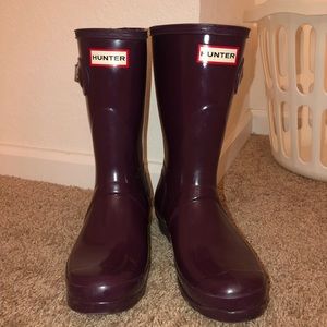 Women’s authentic Hunter Rain Boots - Plum